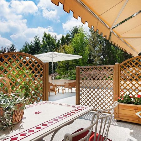 Olea Dei Holiday Apartments San Felice del Benaco Phòng bức ảnh