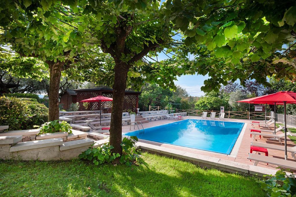 Olea Dei Holiday Apartments San Felice del Benaco Ngoại thất bức ảnh